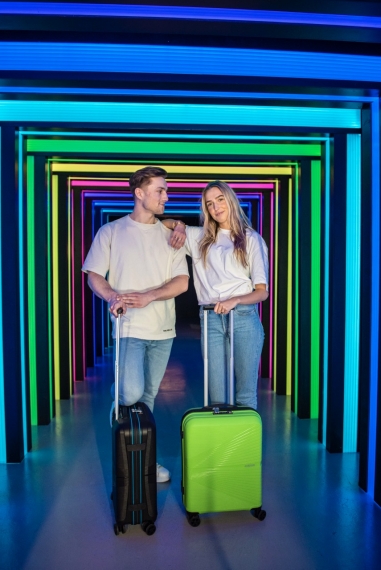 American Tourister Airconic 55cm - Kabinväska Grön