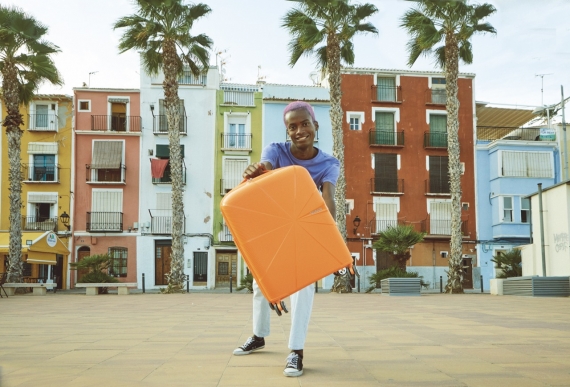 American Tourister Airconic 55cm - Kabinväska Mango Orange