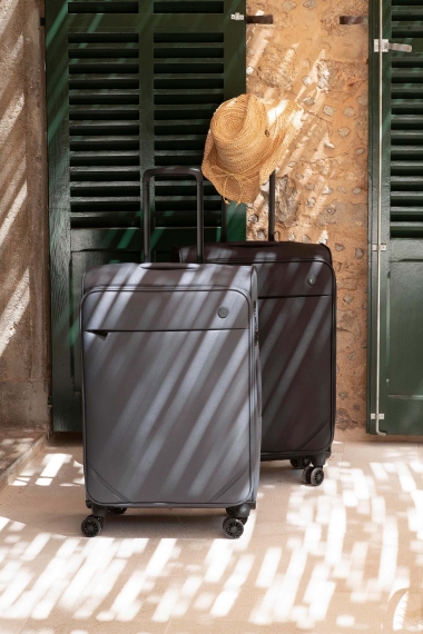 Mjuk Resväska Printisso Runway - Mellanstor Expanderbar Rose Red