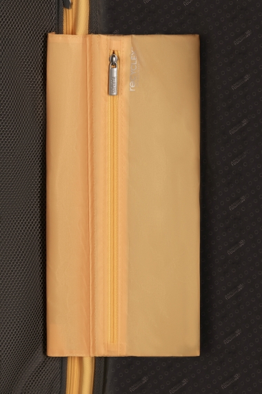 American Tourister Starvibe 67cm - Mellanstor Expanderbar Metallic Banana